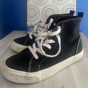Old navy black sneakers size toddler 12